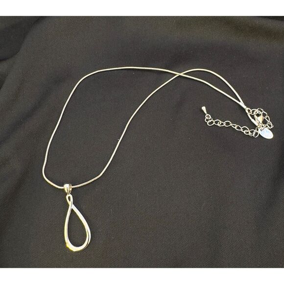 Lia Sophia "Retired" Infinity Necklace - Picture 2 of 4